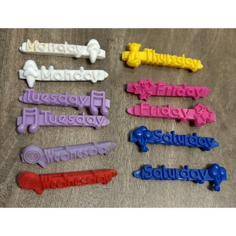 Vintage 80s Days of the Week plastic hair barrettes, Lot Of 11